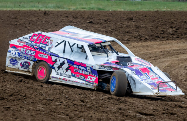 Dirt track racing returns to Mansfield this weekend